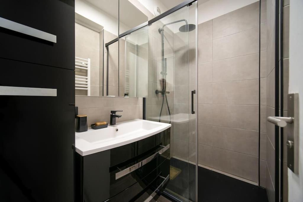 Le Forbin, Cosy Et Climatise Avec Balcon * Marseilles